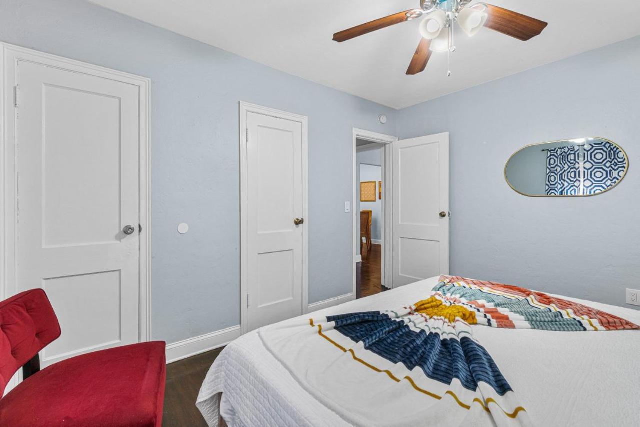 Steps To Beach & Downtown! Spacious Beach Bungalow #2 Lake Worth Beach Exterior photo