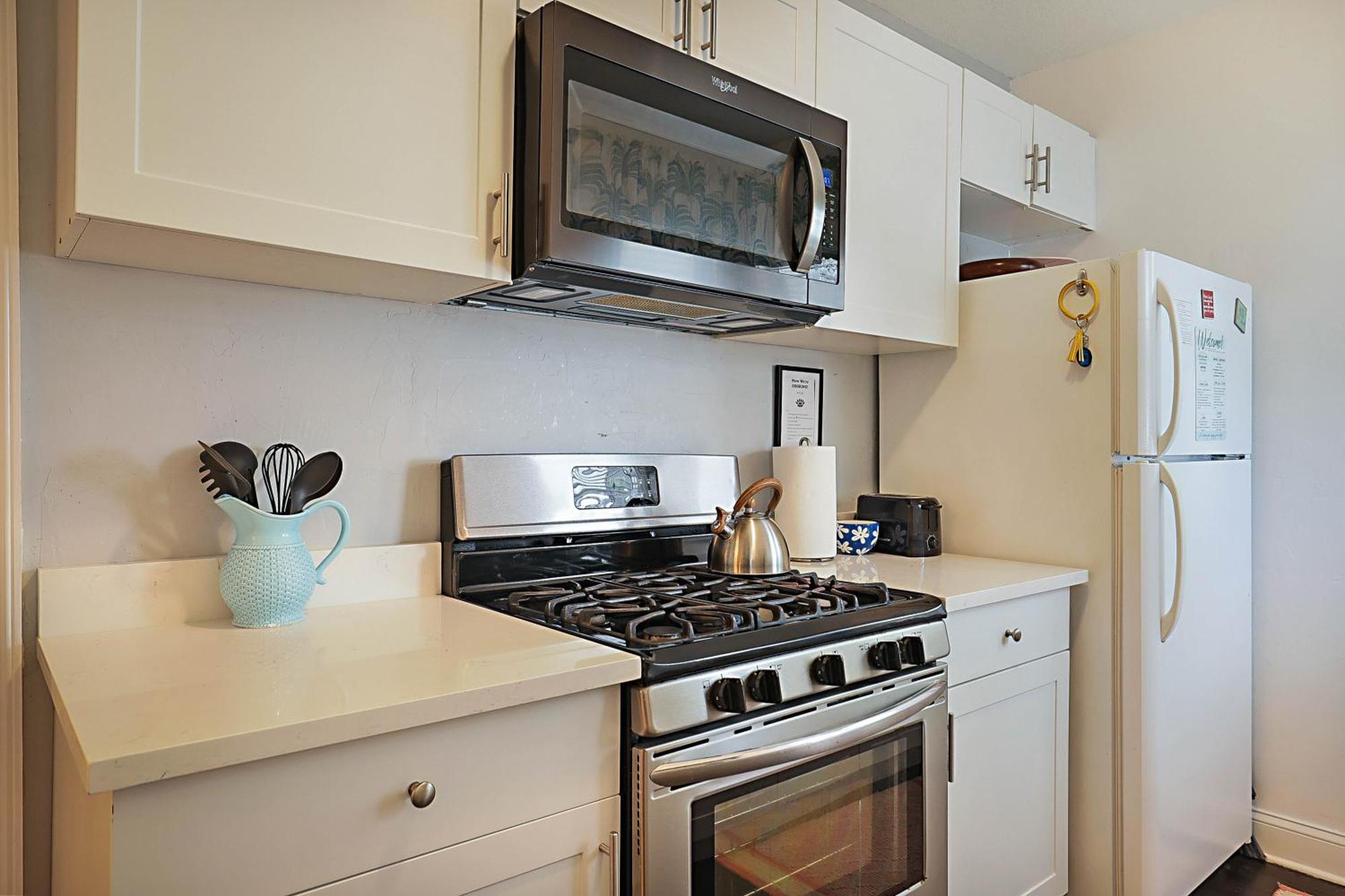 Steps To Beach & Downtown! Spacious Beach Bungalow #2 Lake Worth Beach Exterior photo